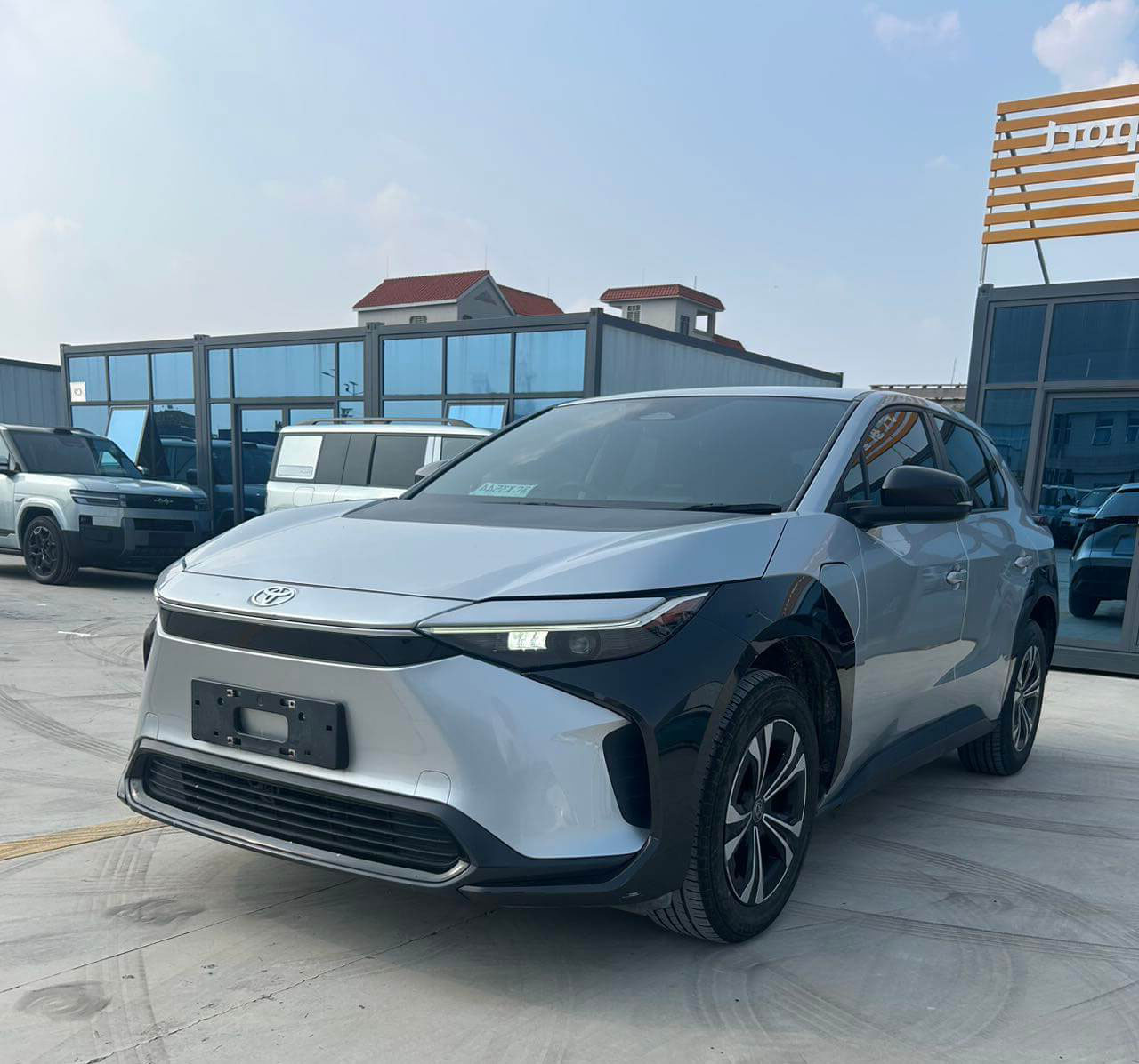 Toyota bZ4X Long Range JOY Edition