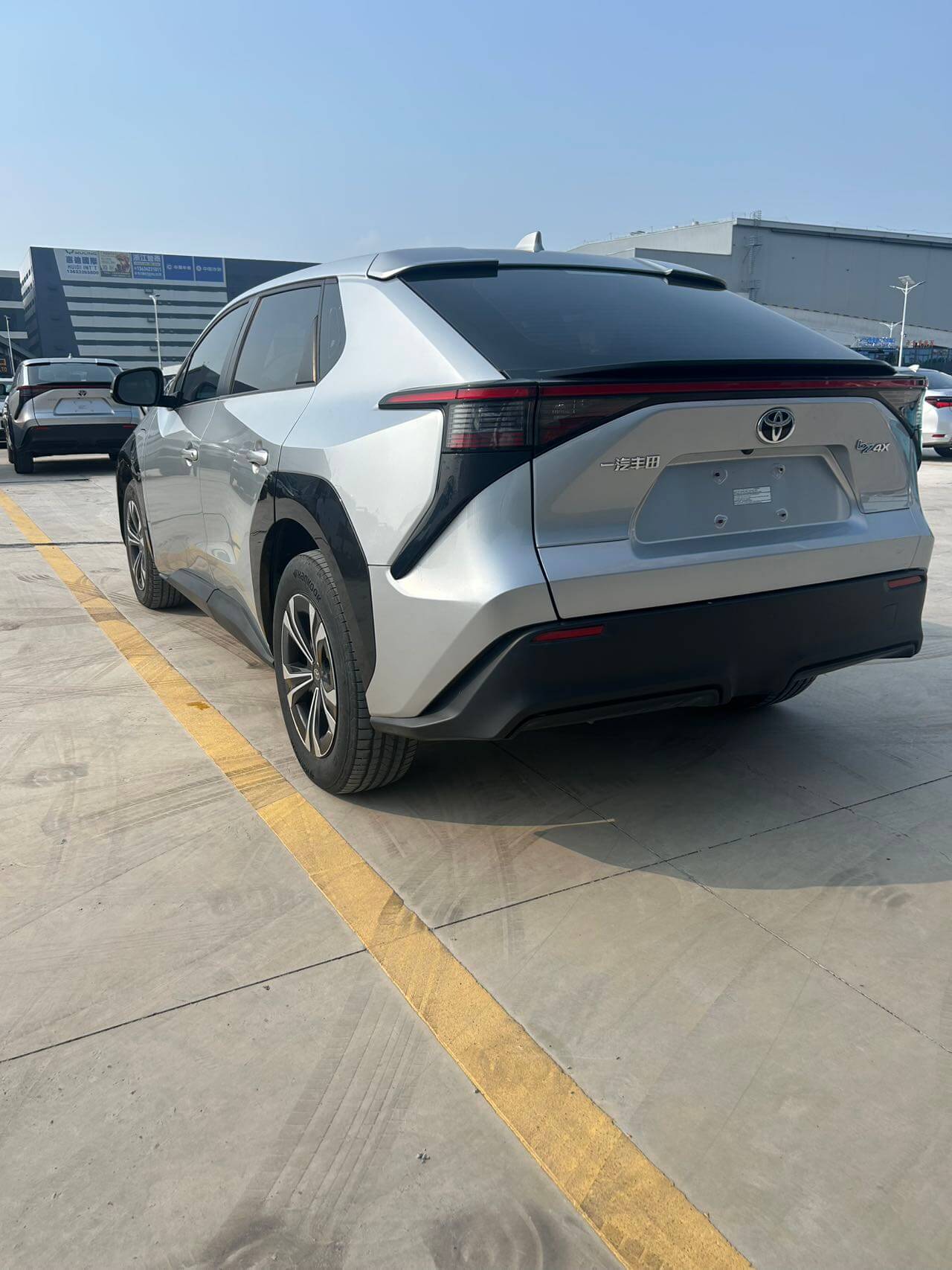 Toyota bZ4X Long Range JOY Edition